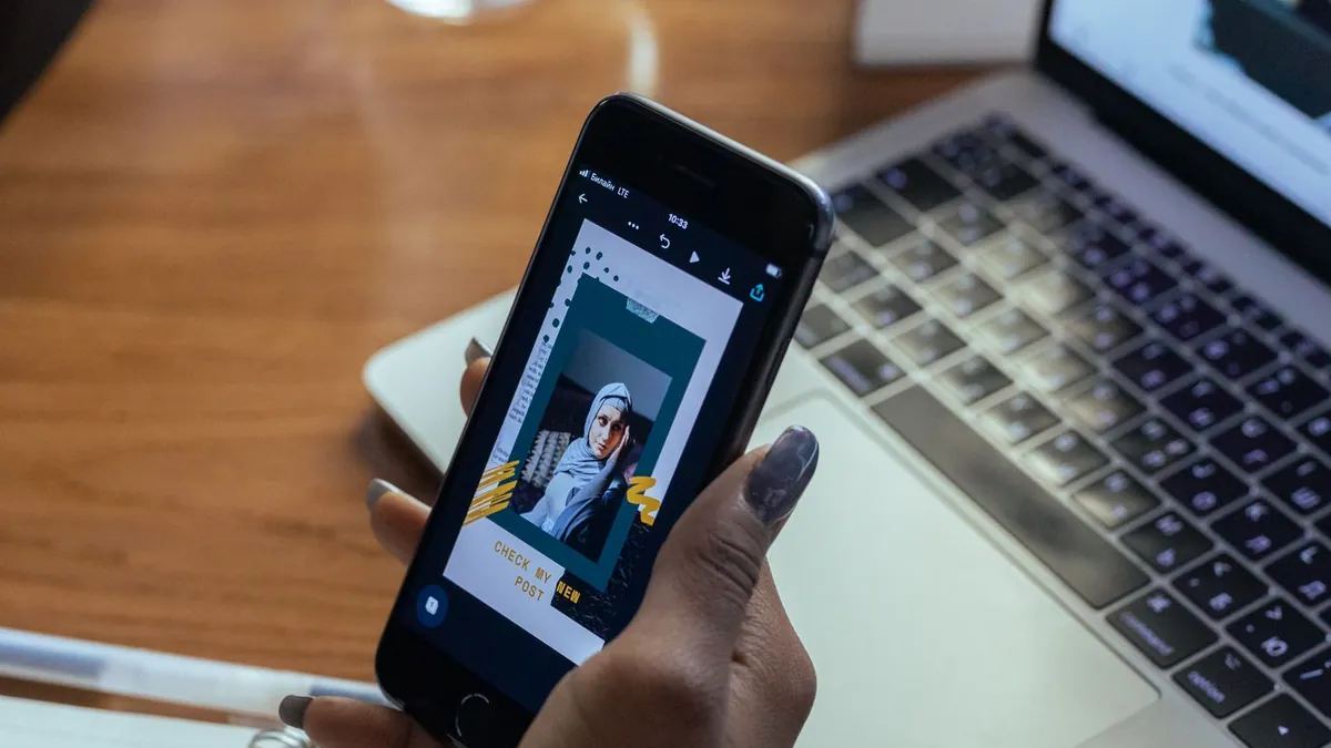 Do I Need an Account to Use a Flash Effect App? — Flash Effect
