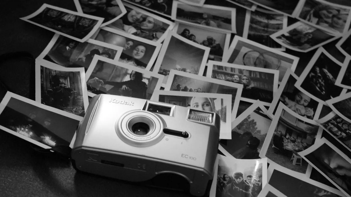 How to Make an Old Photo Look Like Flash — Flash Effect